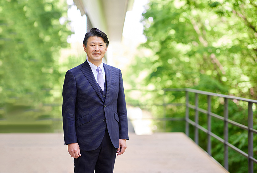 日置電機-岡澤 尊宏